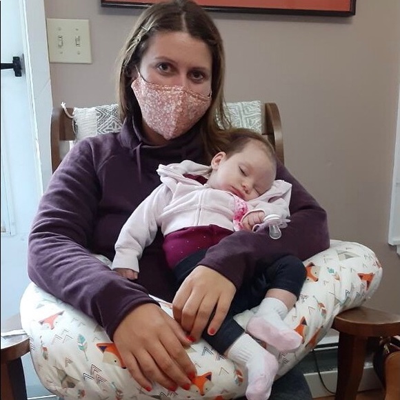 Meet your Posher, Leah - Picture 2 of 2